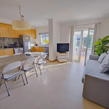 Place In The Sun - Free Out Door Jacuzzi - By Bedzy Appartement Albufeira