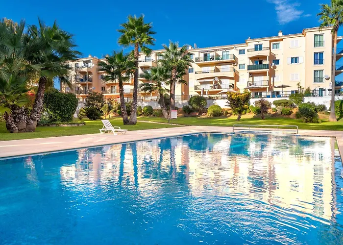 Place In The Sun - Free Out Door Jacuzzi - By Bedzy