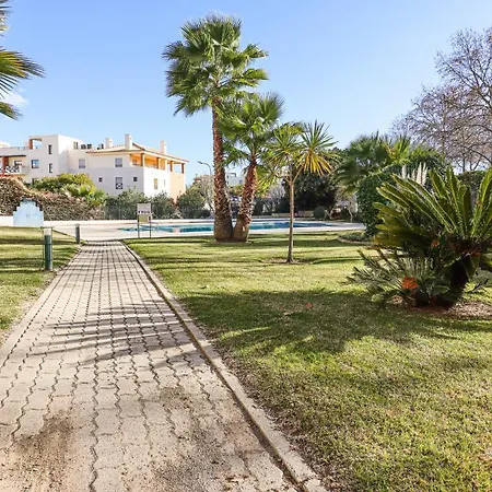 Place In The Sun - Free Out Door Jacuzzi - By Bedzy Apartment *