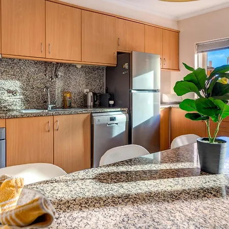 Place In The Sun - Free Out Door Jacuzzi - By Bedzy Appartement Albufeira